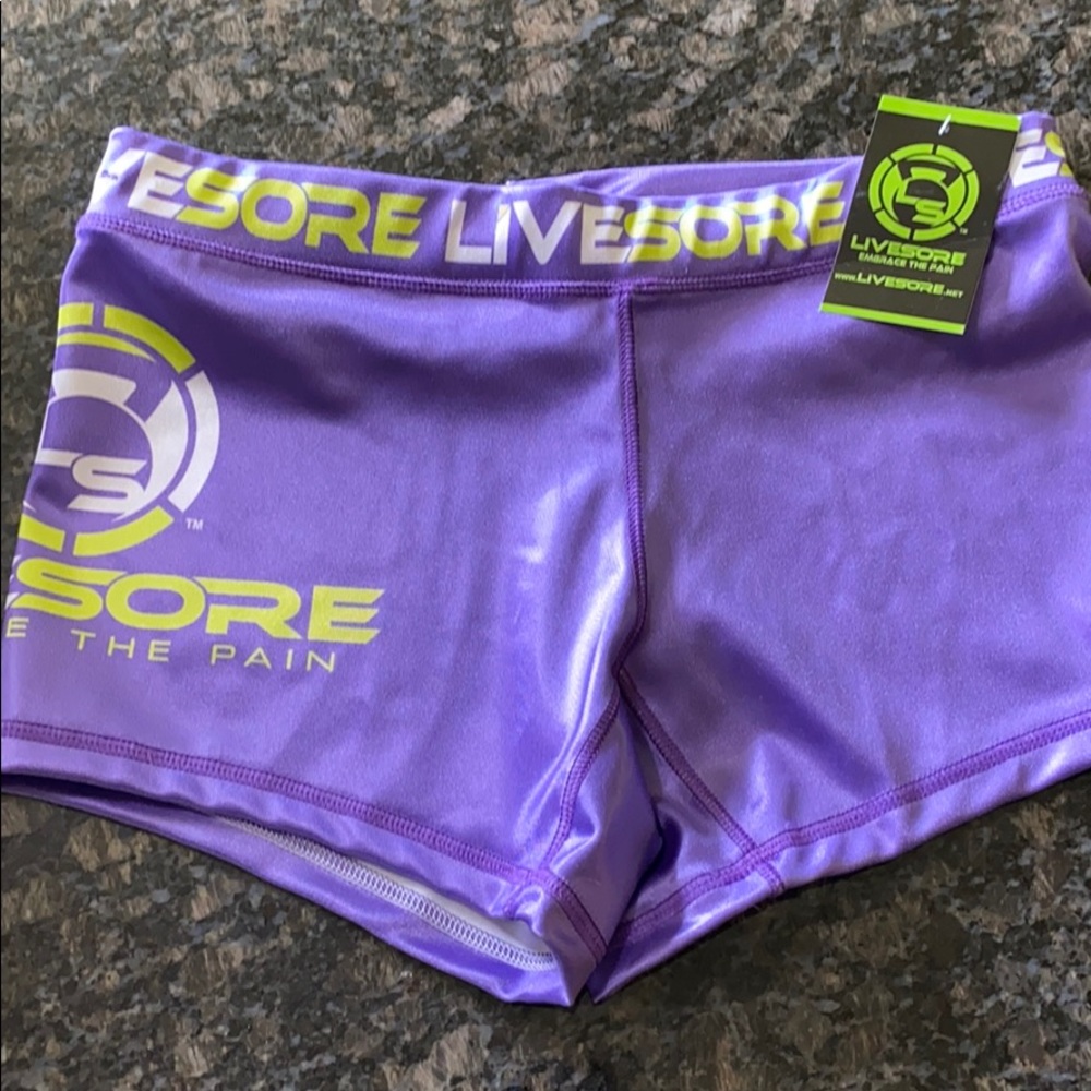 Livesore Shorts NWT Medium